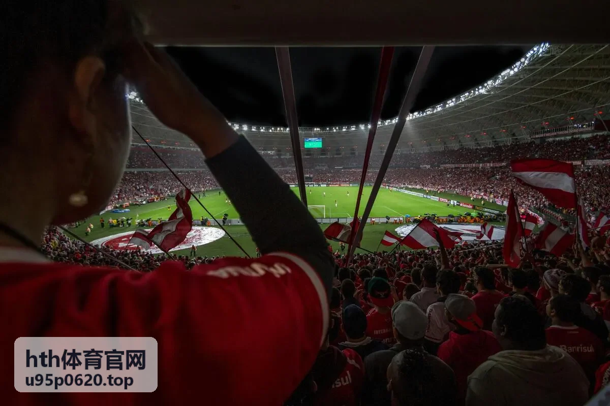 hth体育官网回放封面：赛前热身与入场画面